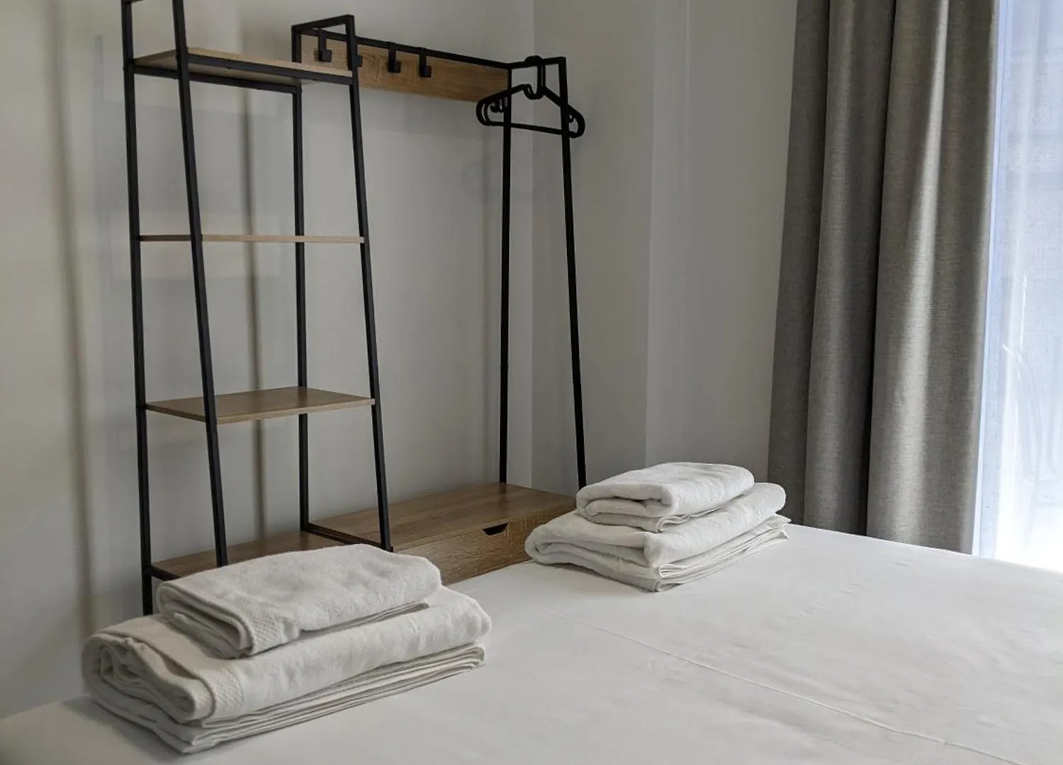 Weflating Fira Apartamento L'Hospitalet de Llobregat 0*,  Espanha